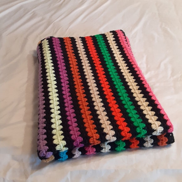 VINTAGE HANDMADE/CROCHETED MULTI COLOR- GRANNY STRIPE Throw/Blanket.